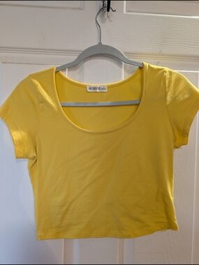 Women’s Bright Yellow Scoop Neck Crop Top - Size Large